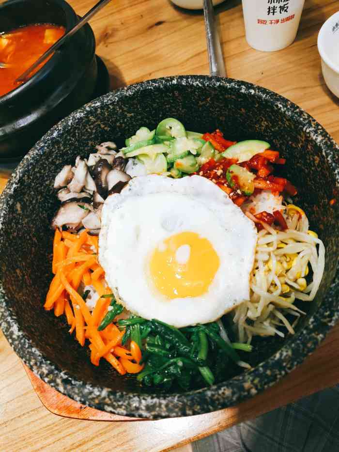 尚恩小木屋拌饭(鲅鱼圈店)-"石锅拌饭口味纯正,冷面酸甜可口,土豆丝炒