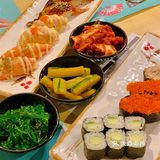 好久没见老友记啦 她今晚带我来吃日料   环境：