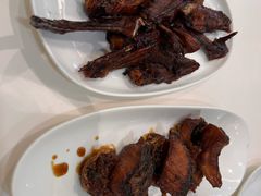 特色酱鸭膀-光明邨大酒家(淮海路店)