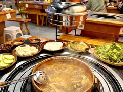 -阿山卓·野生菌火锅·纳西火塘烤肉