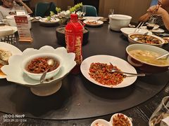 -忆江南·临江鱼馆