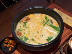 -银米·云南传统过桥米线(双廊黑金冠店)