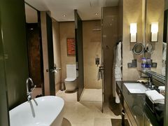 -广州天河希尔顿酒店