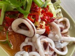 -东海岸人工湖美食村