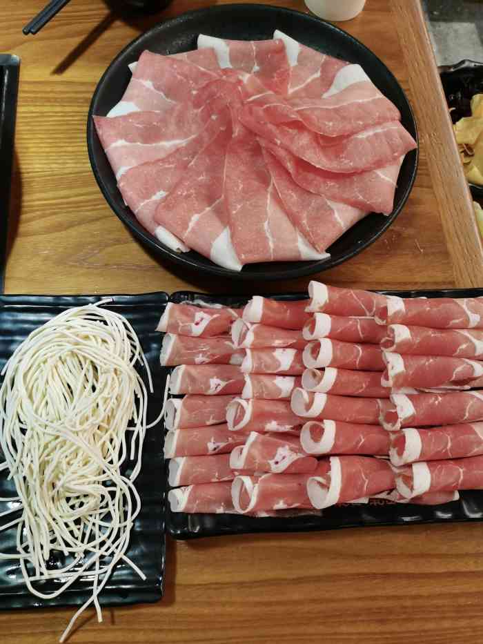 呷哺呷哺(方庄新城广场店)-"刚好是晚上的时间,我们下班去的.之前经.
