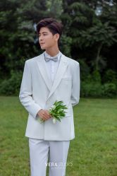 -至臻微拉婚纱摄影