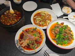 -万重锦·人文川菜馆(骡马市店)