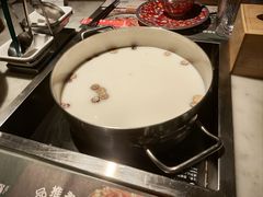 -尚尚仙·酸汤猪手·猪肚鸡火锅(华联万柳购物中心店)