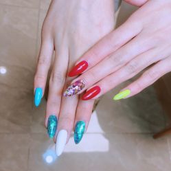 -Pink You美甲洗眉纹绣定制中心