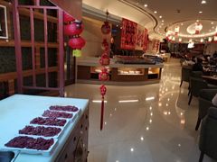 -元一希尔顿酒店·鲜切牛肉火锅禅自助餐厅
