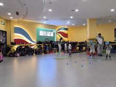-阿布溜溜·轮滑(21世纪太阳城店)