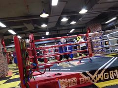 -拳盛时代拳击俱乐部(北京路店)