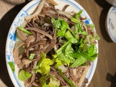 -肖四女乐山跷脚牛肉(滨江天街店)