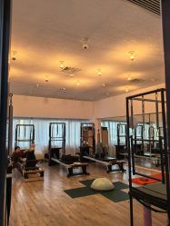 -无界瑜伽普拉提