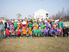 -崇明岛拓展训练真人CS镭战基地