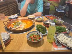 -洱火云南酸菜牛肉火锅(石景山当代商城店)