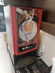 -首脑美发沙龙