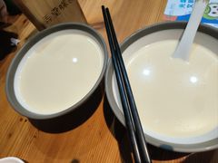 -弄堂咪道-饭香·面香·馄饨香(兴梅店)