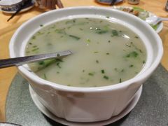 -鲤鱼塘农家山庄