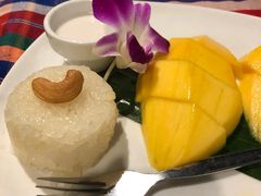 -卷心菜和避孕套餐厅(Pattaya)