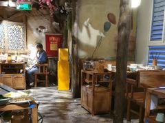-城墙拐拐火锅(三峡广场黑金冠店)