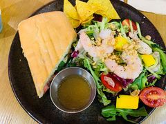 -HELLO 27 意面·沙拉·帕尼尼