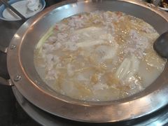 -老来福·非遗酸汤兔(凯旋路店)