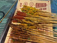-老街烧烤大排档·地道湖北菜·龙虾馆(汉口火车站店)