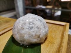 -湊湊火锅·茶憩(杭州湖滨银泰in77店)