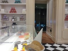 -Angelina安吉丽娜(恒隆广场店)