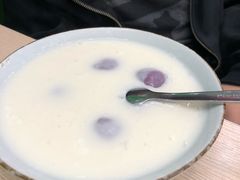 -佰搭果·广式茶餐厅(西华路店)