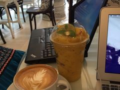 热带水果冰沙-Fern Forest Cafe