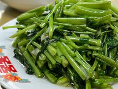 -崴海渔村(虹梅路店)