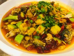 -范二妹独特烧烤夜宵城(宜宾总店)
