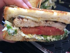 -The Habit Burger Grill 哈比特汉堡(爱琴海店)