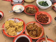 -老三样·旧食新味(绿地店)