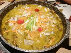 -山城外·非遗酸菜鱼(蜀都万达店)
