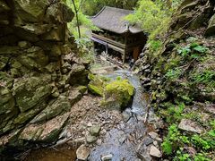 -藏龙百瀑风景区