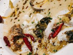 -江渔儿酸菜鱼(万科东荟城店)