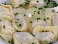 荠菜猪油渣大馄饨-君东记本帮面馆(天钥桥路店)