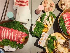 -楠小云·云南鲜牛野生菌自助火锅(九眼桥店)