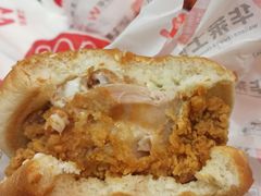 鸡腿汉堡-华莱士·全鸡汉堡(五爱道店)