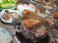 -金滏山烤肉·海鲜·火锅自助餐厅(襄阳万达店)