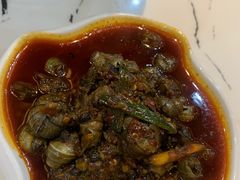 -凤凰路何眼镜香辣蟹(花果园店)