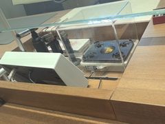 -华夏典当行(龙德广场店)