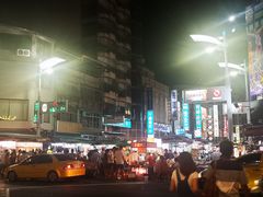 -六合夜市