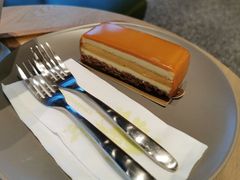 -星巴克臻选(上海虹桥新天地三店)