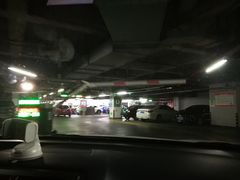-万象城-停车场