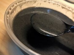 香滑芝麻糊-赵记传承特色牛奶甜品(泉城广场店)