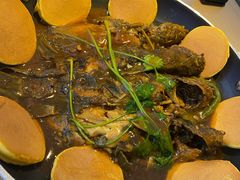 铁锅昂刺鱼贴玉米饼-关东小磨东北菜(上海长风大悦城店)